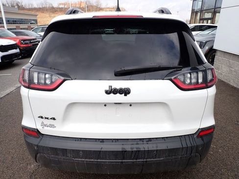 Used 2023 Jeep Cherokee Altitude Lux w/ Lux Elite Package image 3