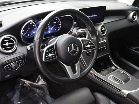Used 2020 Mercedes-Benz GLC 300 4MATIC image 6