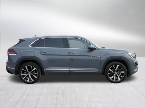 Used 2024 Volkswagen Atlas Cross Sport SEL Premium R-Line image 8