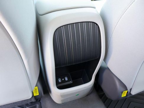 New 2026 Hyundai Kona SE image 22