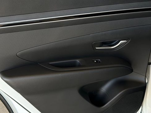 Certified 2024 Hyundai Tucson SEL FWD image 10