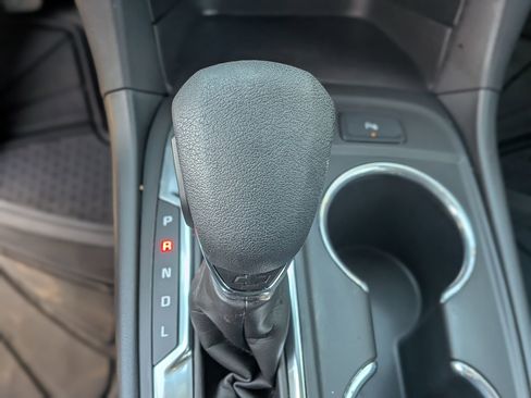 Certified 2024 Chevrolet Equinox LT w/ LPO, Floor Liner Package FWD image 30
