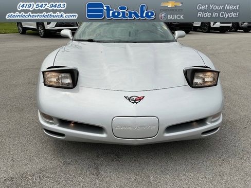 Used 1998 Chevrolet Corvette Convertible w/ Memory Pkg image 12