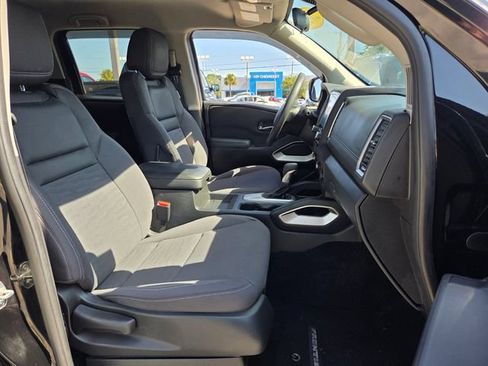 Used 2022 Nissan Frontier SV AWD/4WD image 20