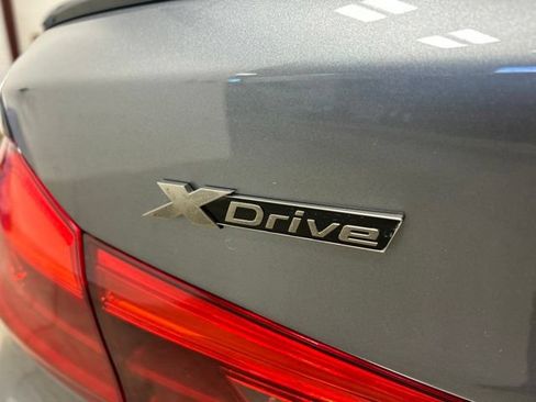 Used 2020 BMW M550i xDrive w/ Premium Package AWD/4WD image 9