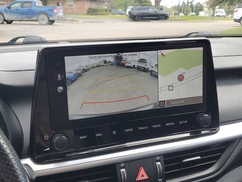 Used 2023 Kia Forte GT-Line FWD image 19