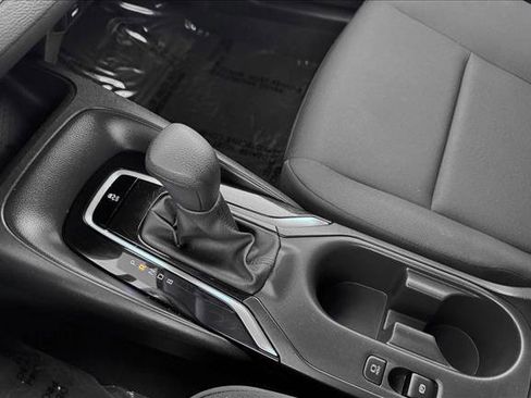 Used 2024 Toyota Corolla LE image 15