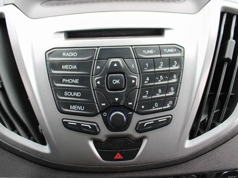 Used 2019 Ford Transit 150 XLT image 34