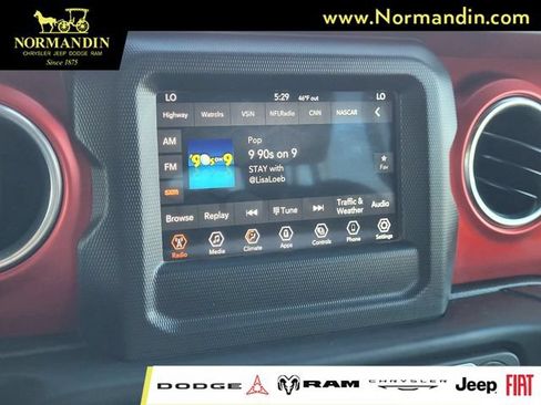 Used 2021 Jeep Wrangler Unlimited Rubicon AWD/4WD image 9