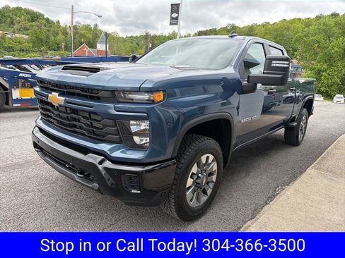 New 2026 Chevrolet Silverado 2500 Custom w/ Custom Value Package AWD/4WD image 3