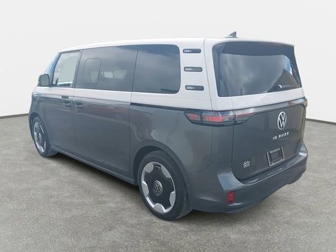 New 2025 Volkswagen ID. Buzz Pro S image 7