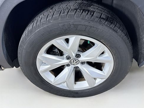 Used 2018 Volkswagen Atlas S image 37