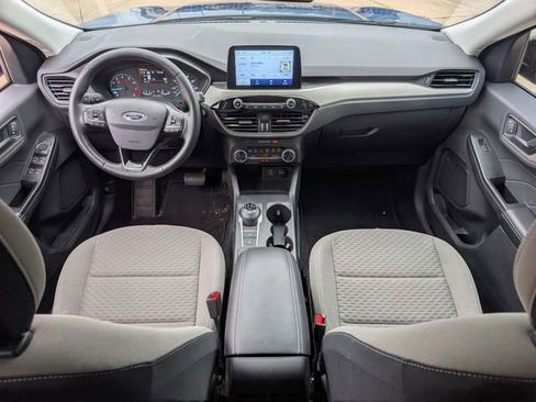 Used 2022 Ford Escape SE w/ SE Sport Appearance Package FWD image 11