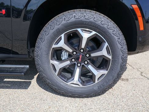 New 2026 GMC Yukon AT4 Ultimate AWD/4WD image 41