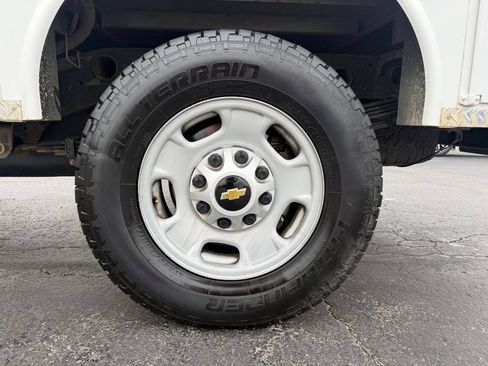 Used 2021 Chevrolet Silverado 2500 W/T w/ WT Convenience Package AWD/4WD image 8