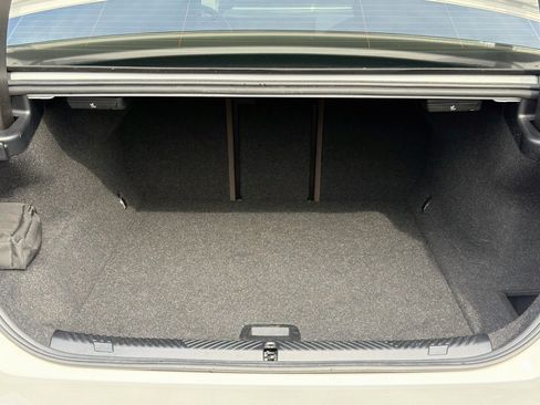 Certified 2024 BMW i5 eDrive40i w/ Executive Package RWD image 12