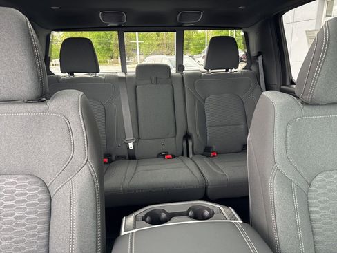 New 2026 RAM 1500 4x4 Crew Cab image 41