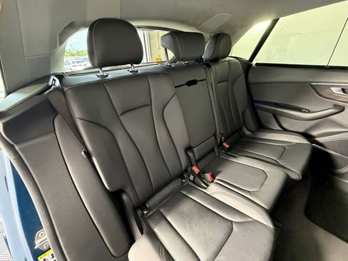 Used 2019 Audi Q8 Prestige w/ Adaptive Chassis Package image 32