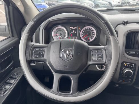 Used 2019 RAM 1500 Express w/ Express Value Package AWD/4WD image 23
