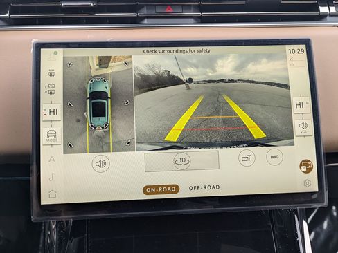 New 2025 Land Rover Range Rover Sport Dynamic SE image 15