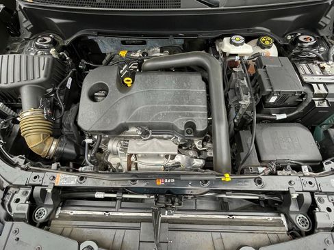 Used 2023 Chevrolet Equinox LT FWD image 27