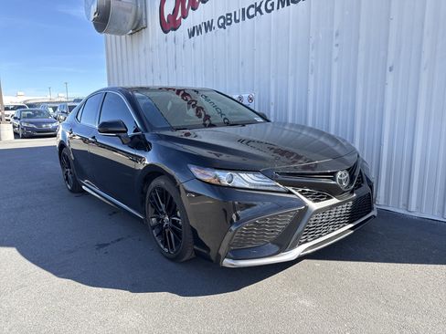 Used 2022 Toyota Camry XSE image 30
