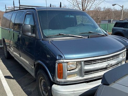 Used 1999 Chevrolet Express 3500 Extended RWD image 8