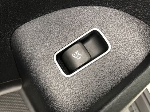 Certified 2022 Mercedes-Benz GLS 450 4MATIC image 12