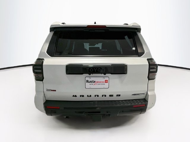 Used 2025 Toyota 4Runner Platinum AWD/4WD image 5