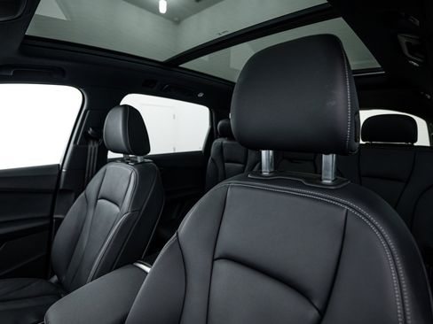 Certified 2025 Audi Q7 Premium w/ Convenience Package image 14