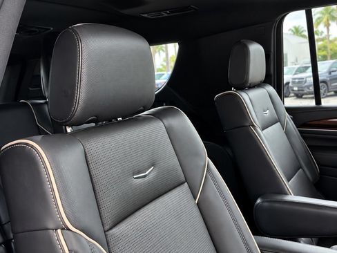 Used 2023 Cadillac Escalade ESV Premium Luxury w/ LPO, Floor Liner Package RWD image 9