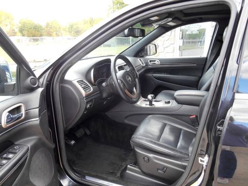 Used 2015 Jeep Grand Cherokee Limited AWD/4WD image 2