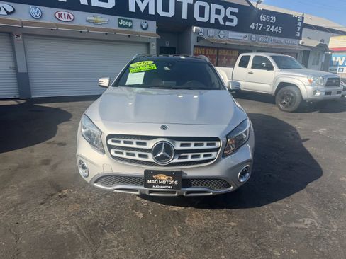 Used 2018 Mercedes-Benz GLA 250 4MATIC w/ Premium Package image 6