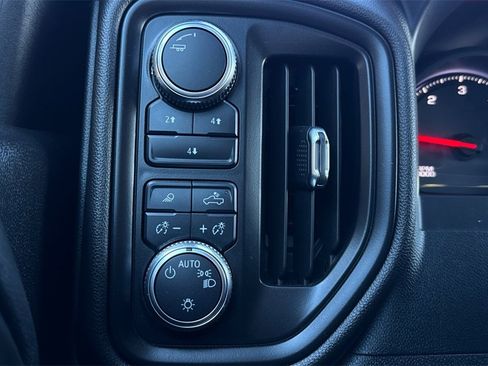 Certified 2024 GMC Sierra 2500 Pro image 30