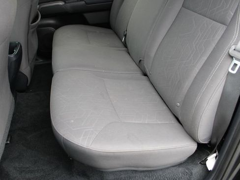 Used 2019 Toyota Tacoma TRD Sport image 26