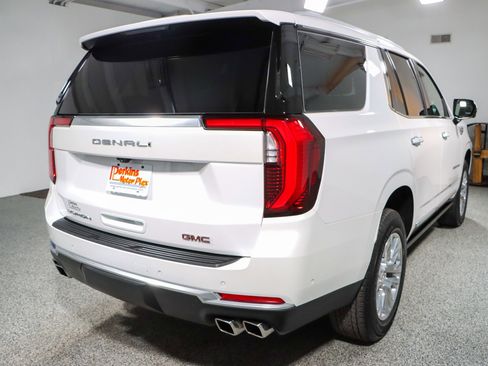 Used 2025 GMC Yukon Denali image 7