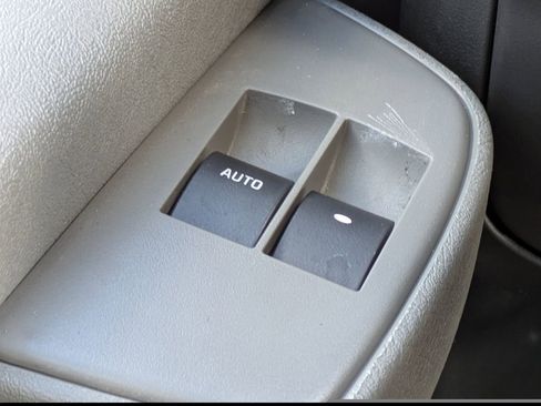 Used 2023 Chevrolet Express 3500 w/ Power Convenience Package image 23