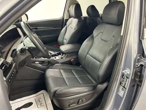 Certified 2025 Kia Telluride SX w/ SX Captain's Chair Package AWD/4WD image 11