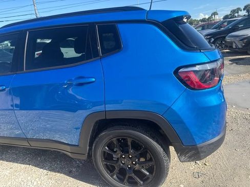 Used 2025 Jeep Compass Latitude w/ Altitude Special Edition AWD/4WD image 9