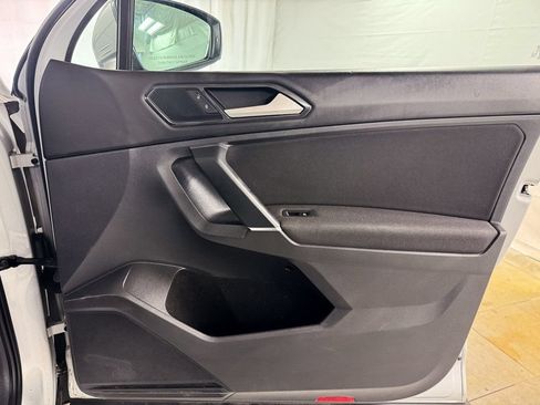 Used 2018 Volkswagen Tiguan S FWD image 14