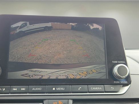 Used 2023 Nissan Altima 2.5 SV image 32