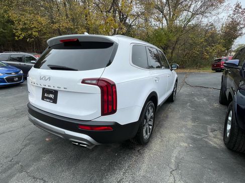 Used 2022 Kia Telluride S image 8