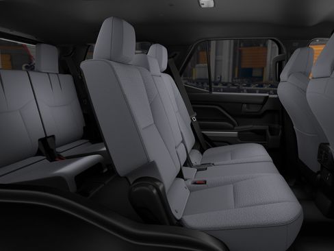 New 2026 Toyota 4Runner SR5 AWD/4WD image 14