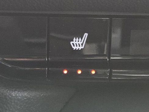 Used 2020 Chevrolet Blazer LT image 6