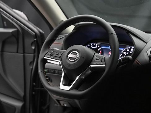 New 2025 Nissan Sentra SR image 14