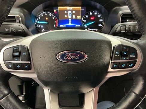 Used 2023 Ford Explorer XLT w/ Equipment Group 202A image 30