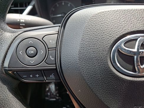 Used 2023 Toyota Corolla LE w/ Carpet Mat Package (TMS) FWD image 20