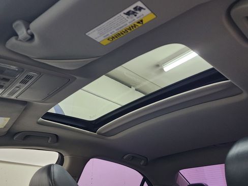 Used 2013 Acura TSX w/ Technology Package image 23