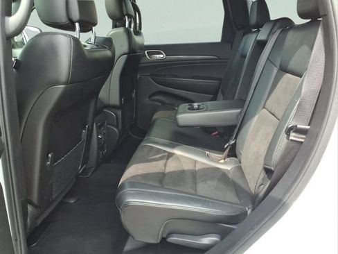Used 2021 Jeep Grand Cherokee Laredo X AWD/4WD image 21