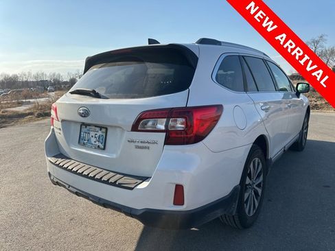 Used 2017 Subaru Outback 3.6R Touring w/ Popular Package #5A image 3